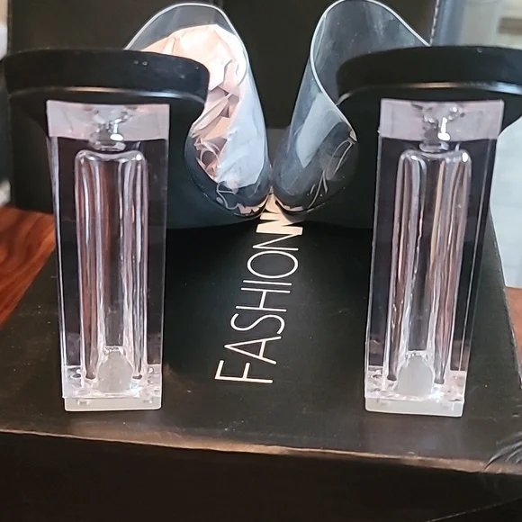 Fashion Nova Transparent and Black Heels - Picture 4 of 7